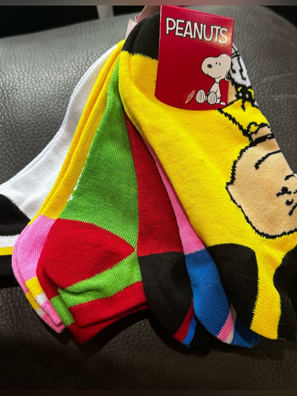 NWT Bioworld Peanuts mix and match ankle socks 6 pair sizes 5-10